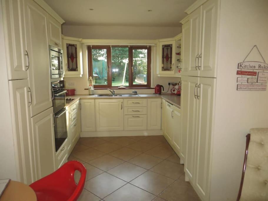 Borodino Studio Apartment Enniscorthy Dış mekan fotoğraf